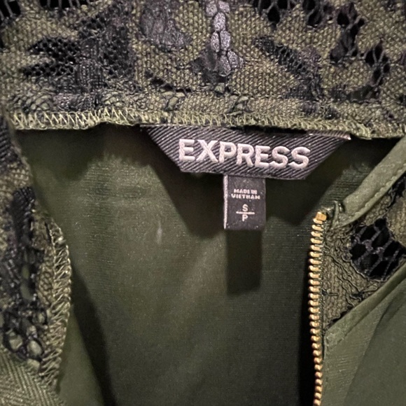 Green Express blouse - Picture 2 of 2